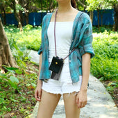 Lade das Bild in den Galerie-Viewer, Rot weiß / Xperia L1