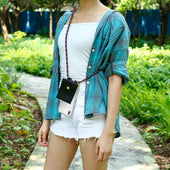 Lade das Bild in den Galerie-Viewer, Rot blau weiß / Xperia L3