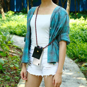 Lade das Bild in den Galerie-Viewer, Rot blau gelb / Xperia L3