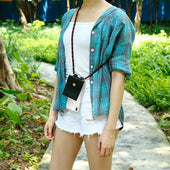 Lade das Bild in den Galerie-Viewer, Schwarz rot / Xperia L3