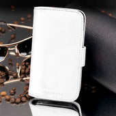 Lade das Bild in den Galerie-Viewer, Weiß / iPhone 13